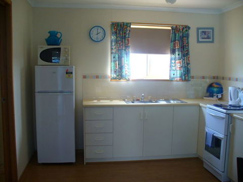 A Place To Stay - Accommodation NSW 3